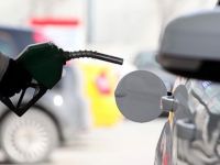 Azerbaycan’da benzine yüzde 28 zam