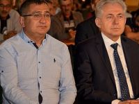 'Demokrasi nöbetlerini' Fransa'ya taşıdı