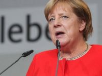 Merkel: Türkiye’deki sorunları Almanya’ya taşımayın