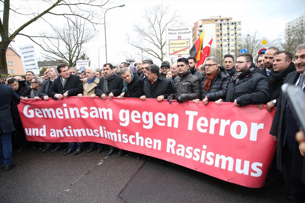 Hanau'da ırkçılık ve teröre karşı yürüyüş 4