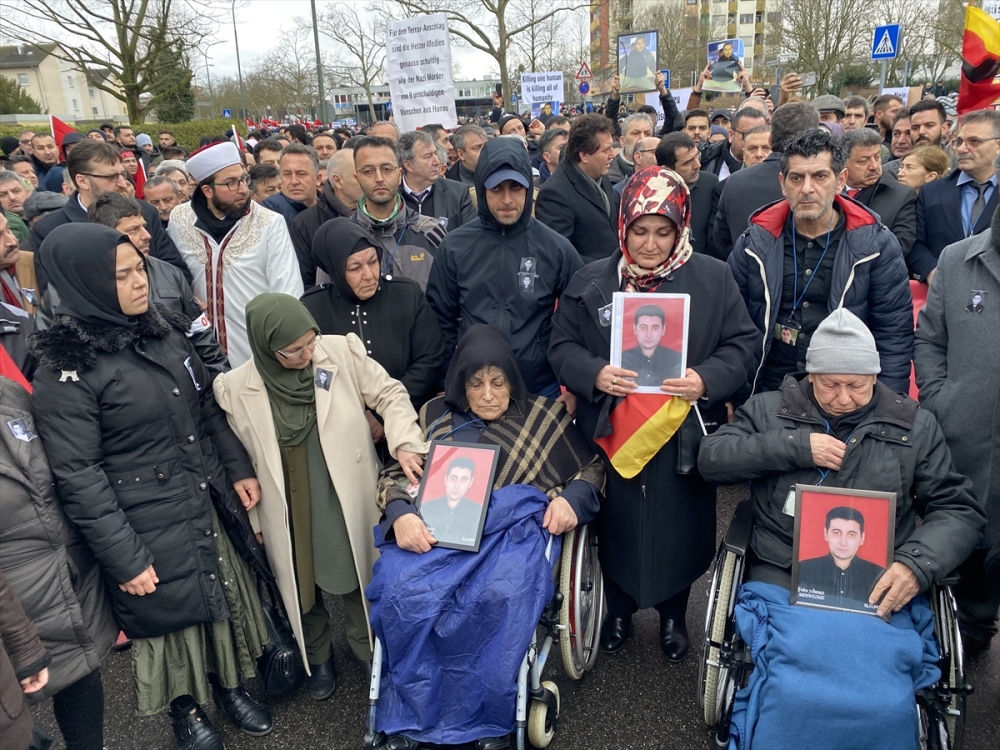 Hanau'da ırkçılık ve teröre karşı yürüyüş 9