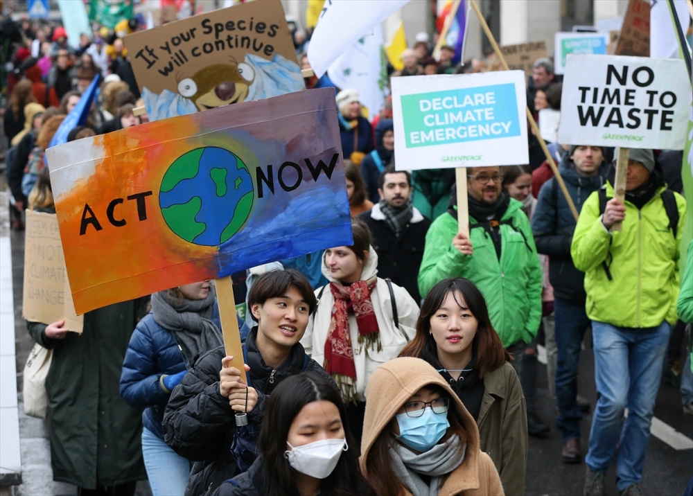İklim protestosuna binlerce kişi katıldı 12