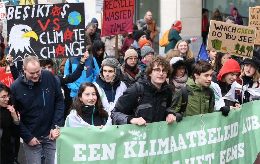 İklim protestosuna binlerce kişi katıldı 4