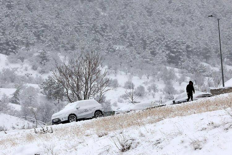Dünya bu görüntülere mest oldu: Türkiye'den kar manzaraları 11