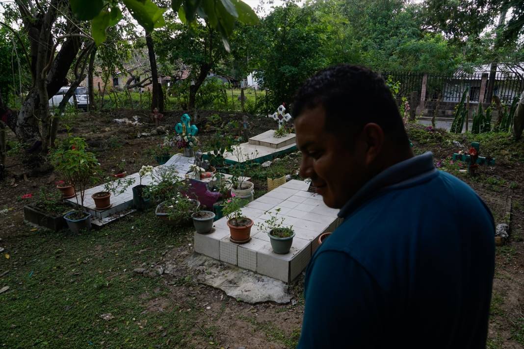El Salvador’da Ölüler Günü 13