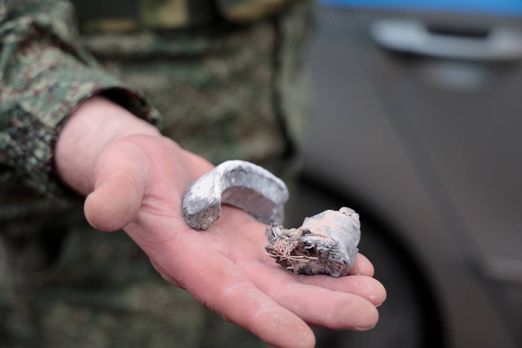Donetsk'teki bombardımanda araçlar ve binalar zarar gördü 14