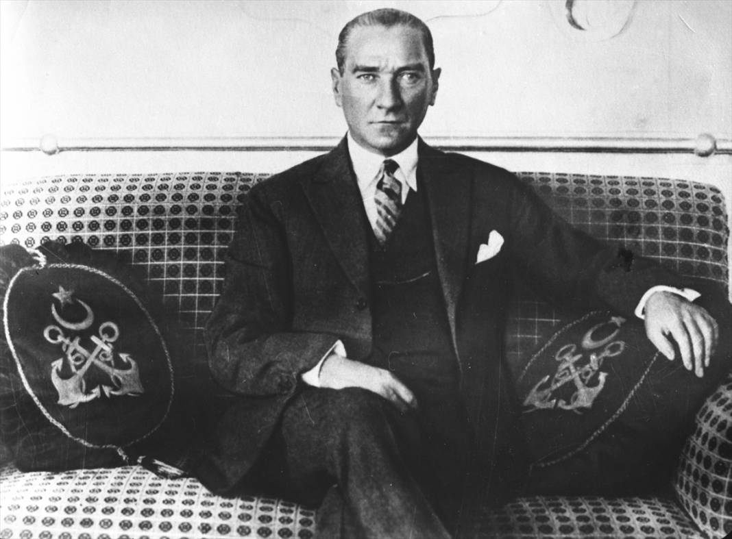 Büyük Önder Atatürk'ü anıyoruz 16