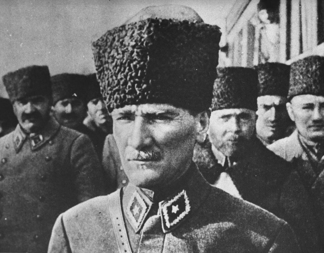 Büyük Önder Atatürk'ü anıyoruz 22