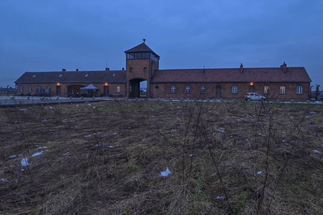Polonya’da bulunan Auschwitz-Birkenau Nazi toplama kampı 5