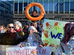 Brüksel’de sığınmacılara destek yürüyüşü