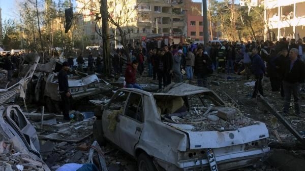 Diyarbakır'da patlama: 30 yaralı 1