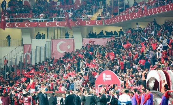 Türkiye-Kosova maçından kareler 32