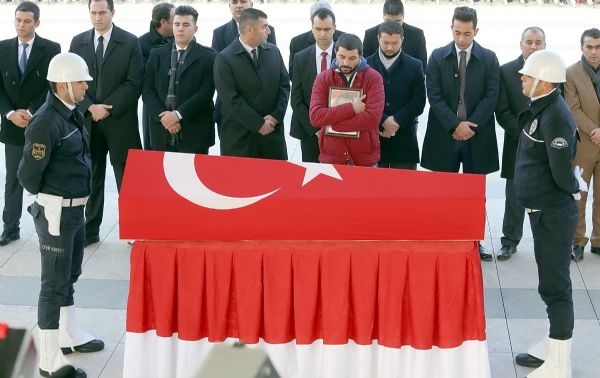 Türkiye şehitlerini uğurluyor 52