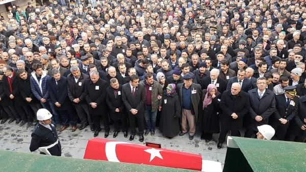 Türkiye şehitlerini uğurluyor 87
