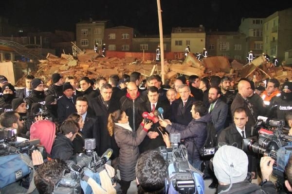 Zeytinburnu'nda bina çöktü: 2 ölü, 17 yaralı 2