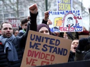 Brüksel’de Trump protestosu