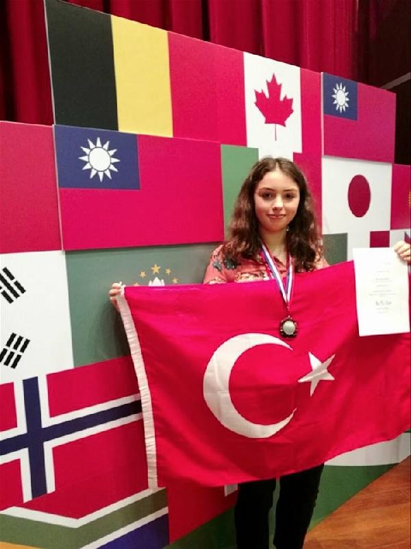 Türk kızının robotu dünya ikincisi oldu 3