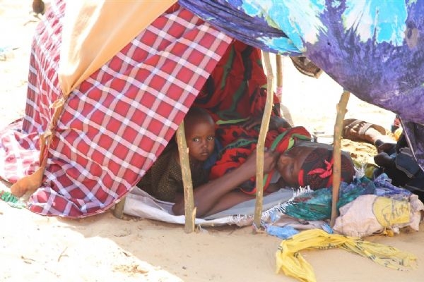 Somali'de insanlık da ölüyor 13