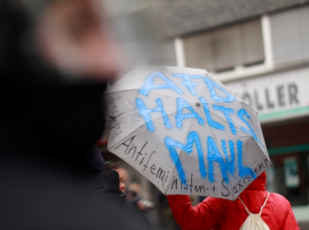 Köln'de on binler ırkçılığa #HAYIR dedi 9