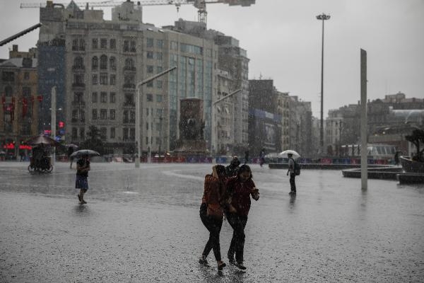 İstanbul'da yağmura teslim 16