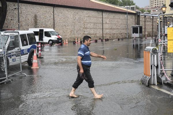 İstanbul'da yağmura teslim 61