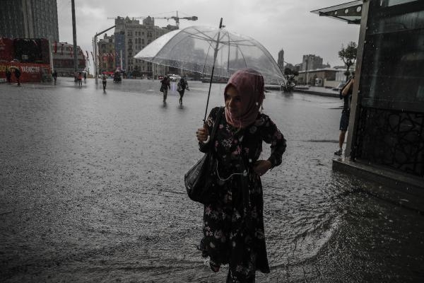 İstanbul'da yağmura teslim 65