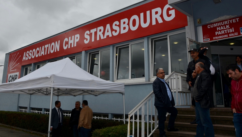 CHP Strazburg'da büro açtı 13
