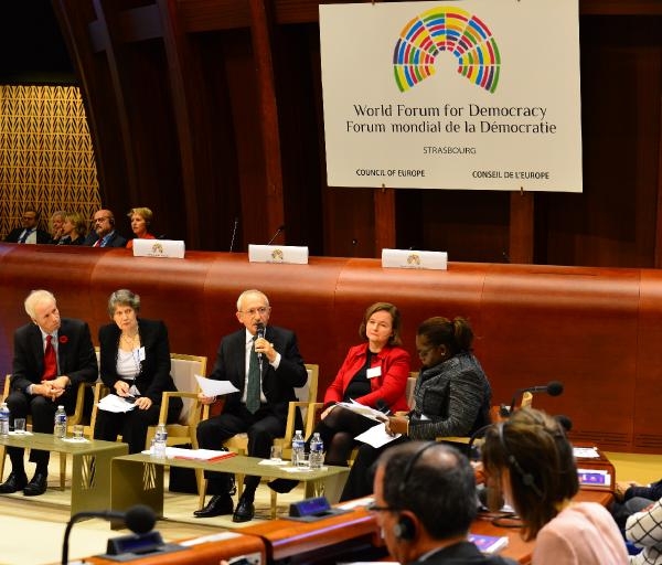 Kılıçdaroğlu Dünya Demokrasi Forumu'nda konuştu 8