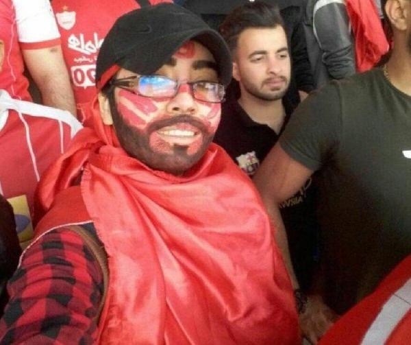 İranlı kadın maç yasağını böyle deldi 4