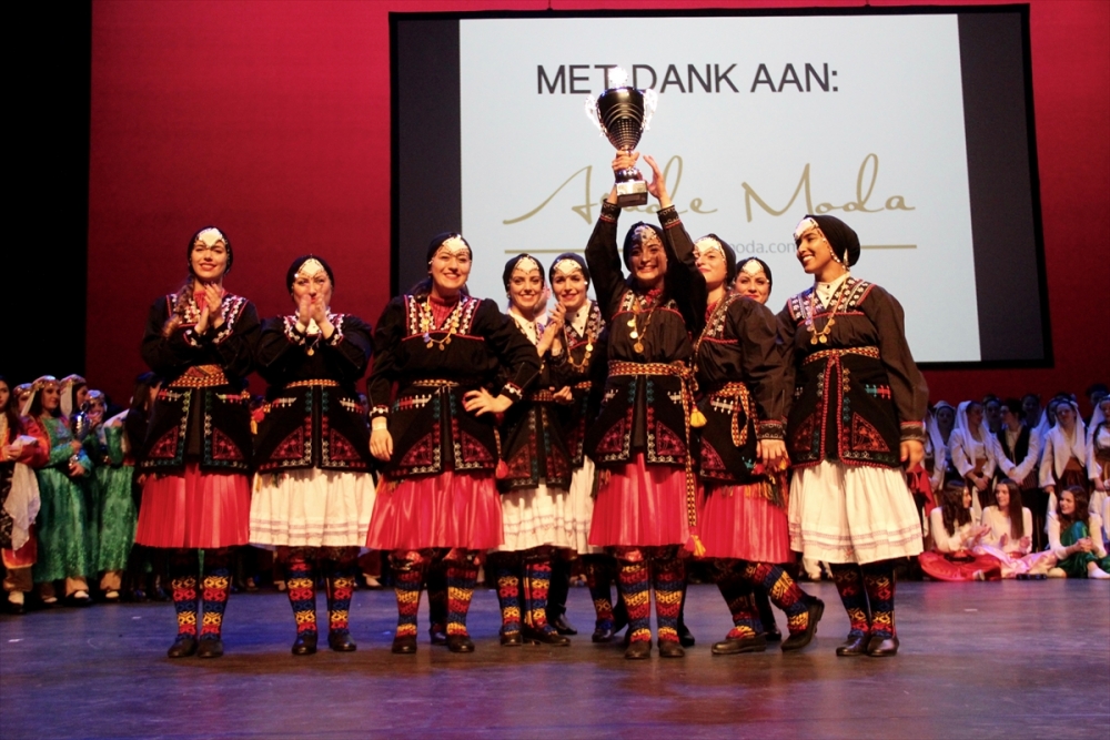 Hollanda'da Türk halk oyunları rüzgarı 12