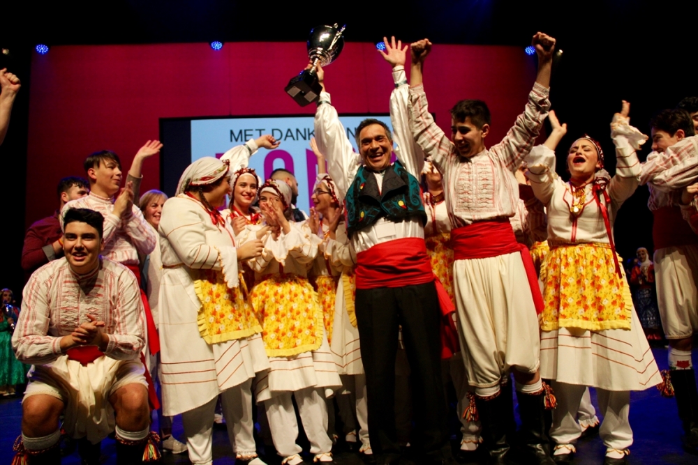 Hollanda'da Türk halk oyunları rüzgarı 14