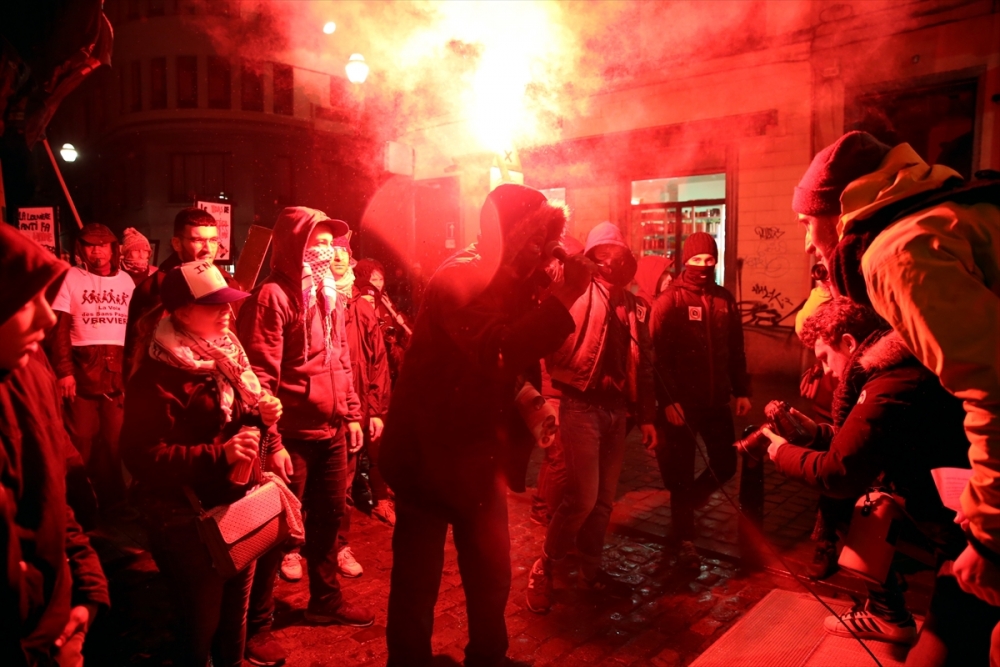 Brüksel'de polis şiddeti protestosu 4
