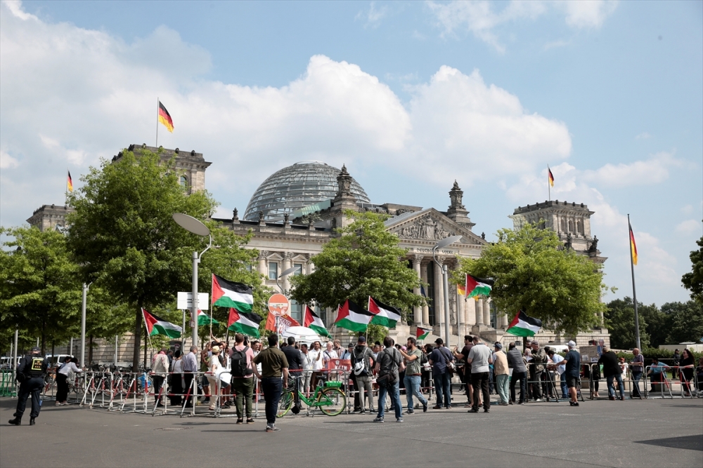 Almanya'da Netanyahu protestosu 3
