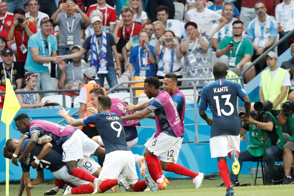 Fransa, çeyrek finale yükselen ilk takım oldu 13
