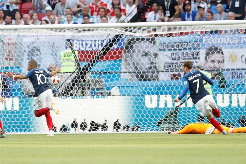 Fransa, çeyrek finale yükselen ilk takım oldu 21