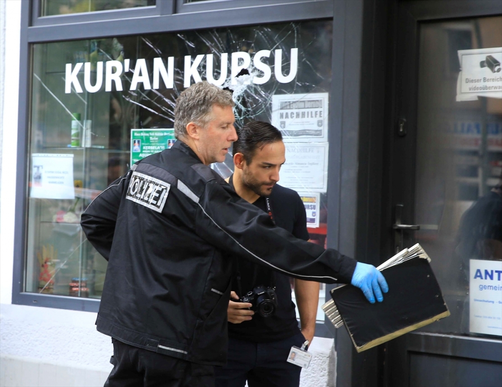 Berlin'de Türk derneği kundaklandı 4