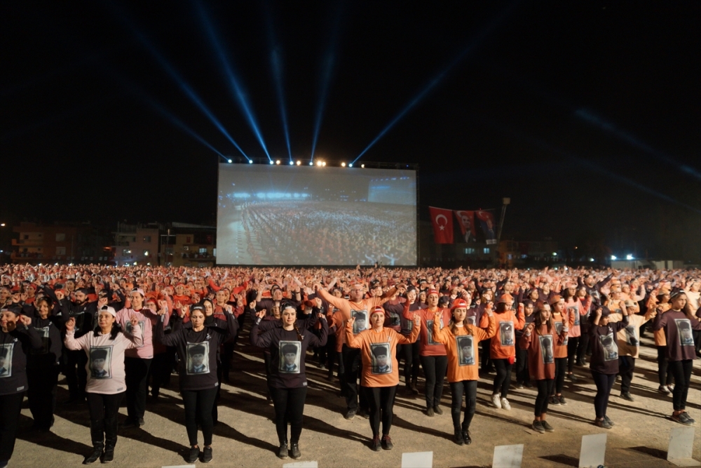 İzmir'de 6 bin kişi 'Atatürk' oldu 4