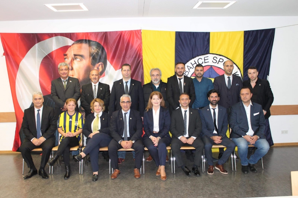 Frankfurt Fenerbahçeliler Derneği'ne yeni yönetim 1