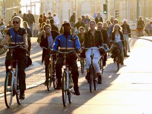 Hollanda'da 1 milyon bisiklet satılıyor