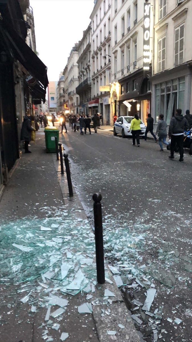 Paris'te patlama: Çok sayıda yaralı 4