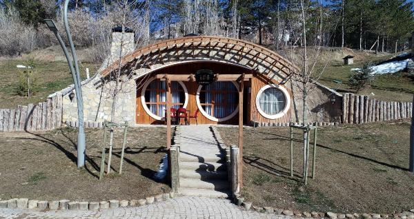 'Hobbit Köyü' Sivas'ta hizmete açıldı 1