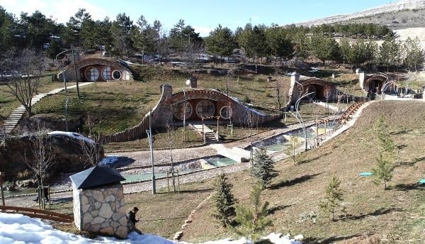 'Hobbit Köyü' Sivas'ta hizmete açıldı 9