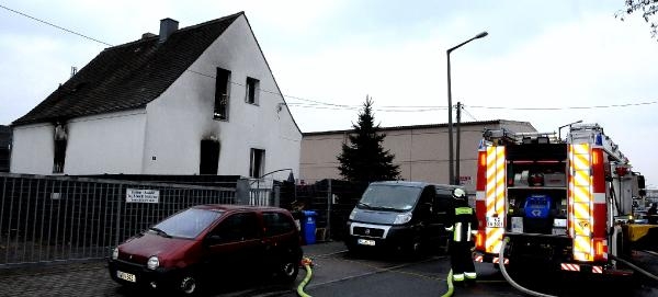 Almanya’nın Nürnberg şehrinde 5 kişilik aile yanarak can verdi 11