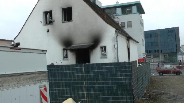 Almanya’nın Nürnberg şehrinde 5 kişilik aile yanarak can verdi 5
