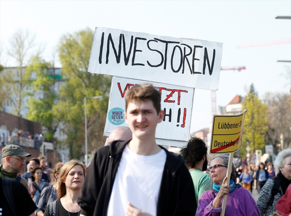 Almanya’daki kira artışı protesto edildi 10