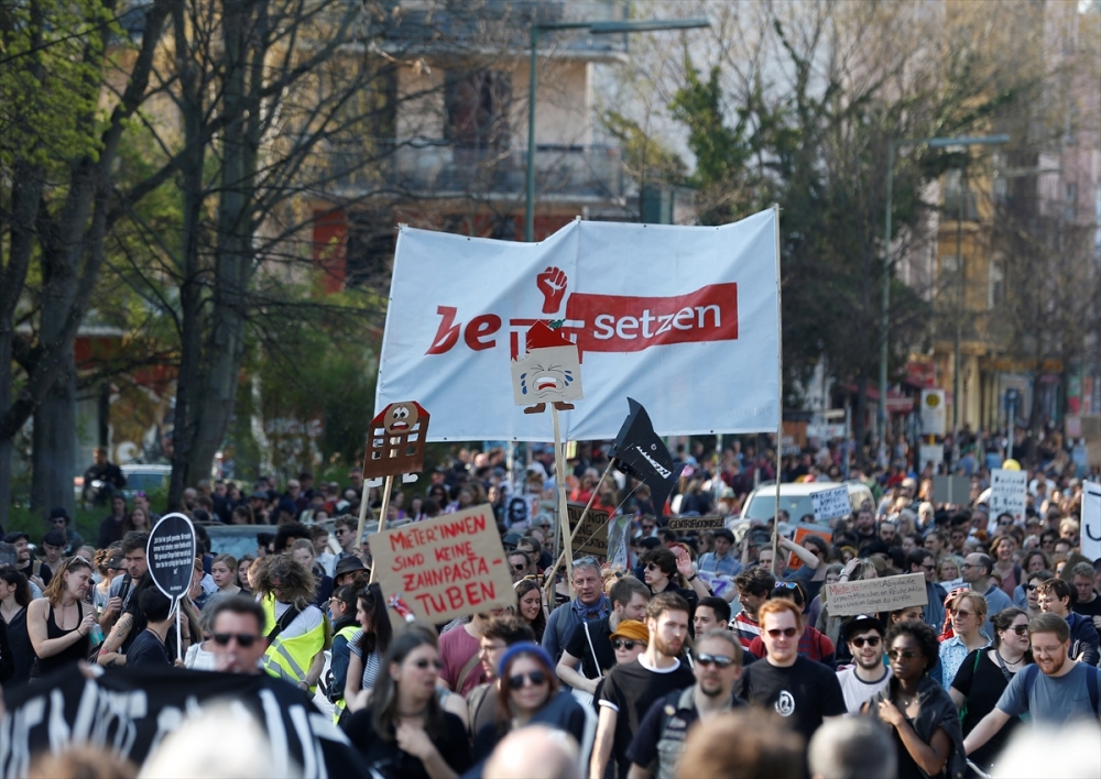 Almanya’daki kira artışı protesto edildi 11
