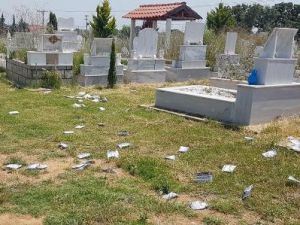 Türk mezarlığına saldırı
