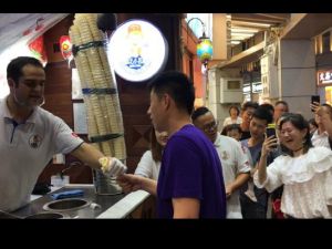 Çinliler, Maraş dondurması işine de girdi