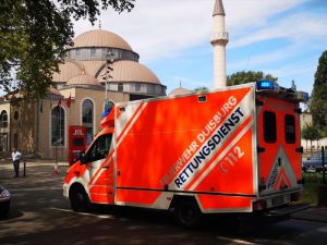 Almanya'da camiye bomba ihbarı