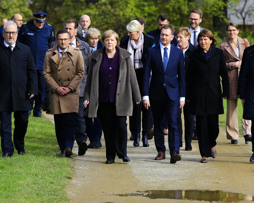 Merkel'den NSU kurbanları anıt parkına ziyaret 16